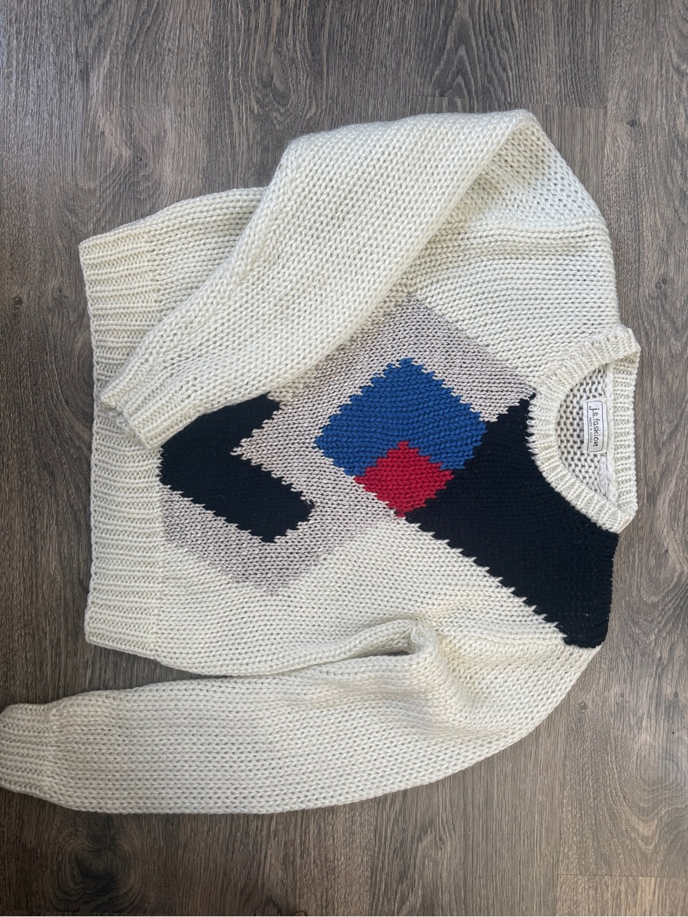 📦 sweaters bundle-4 in box😇 - Picture 4 of 5